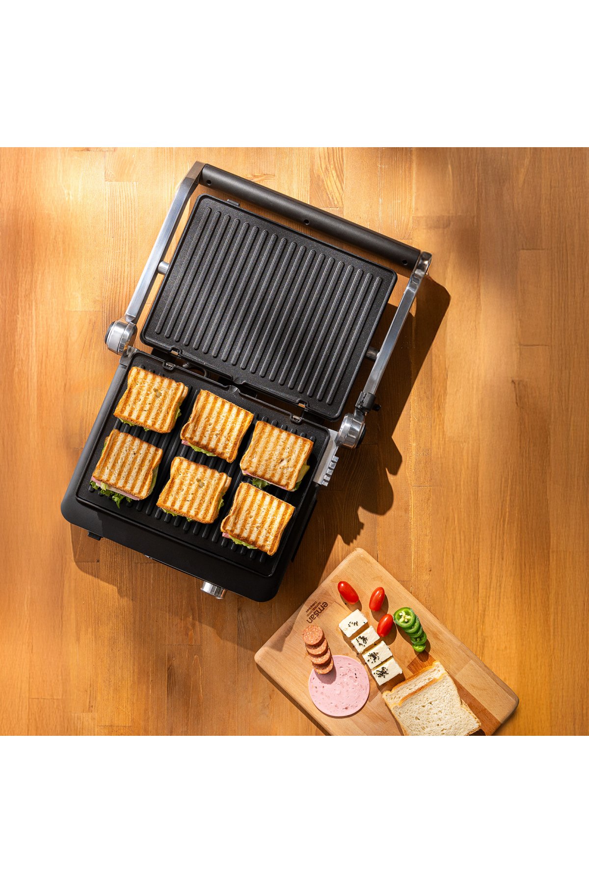 Emsan GrillMaster İnox Döküm Izgara ve Tost Makinesi 6 Dilim Kapasiteli